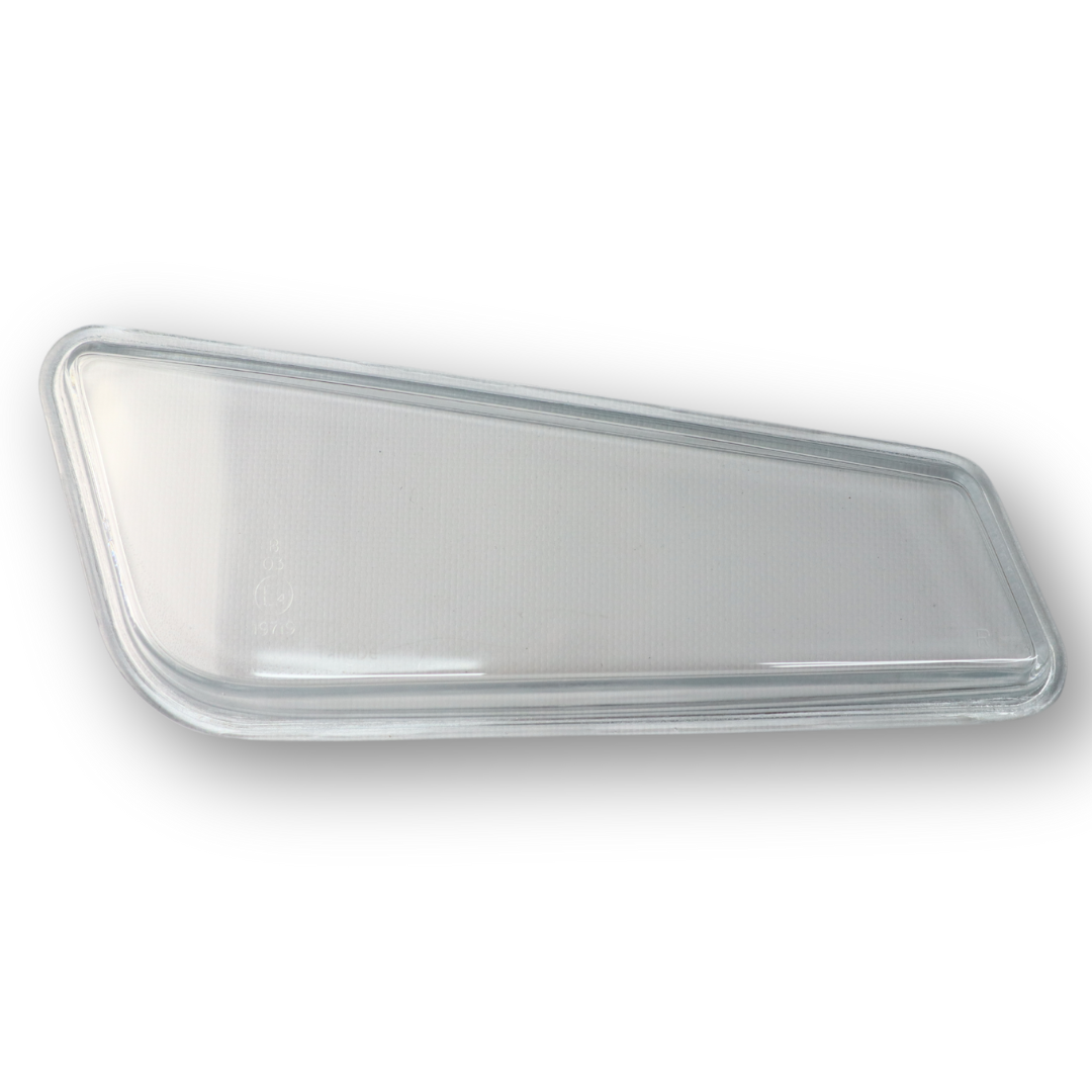 Стекло противотуманной фары VOLVO FH, FH16, FM с 2005, правое (TANGDE) Стекло противотуманной фары VOLVO FH, FH16, FM с 2005, правое (TANGDE)