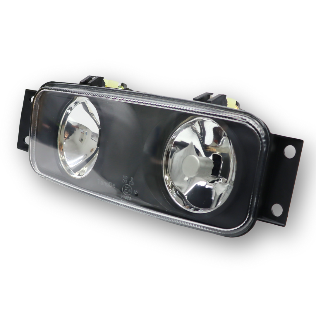 Фара противотуманная SCANIA 114, 124, R, P, G (1996-2008) H1, левая (TANGDE) Фара противотуманная SCANIA 114, 124, R, P, G (1996-2008) H1, левая (TANGDE)