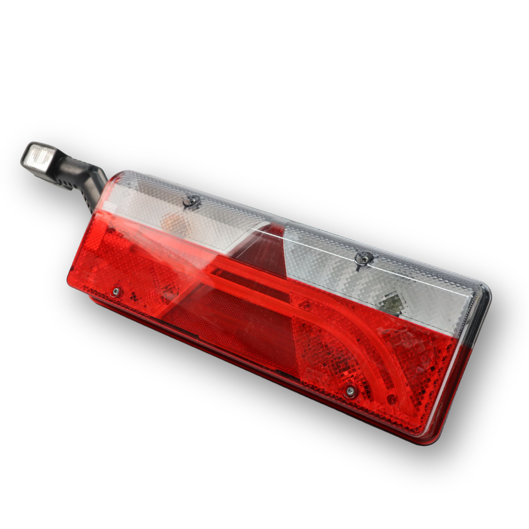 Фонарь задний EUROPOINT III; треугольный отражатель, LED габарит, разъем 7-pin ASS2; левый (ASPOCK) Фонарь задний EUROPOINT III; треугольный отражатель, LED габарит, разъем 7-pin ASS2; левый (ASPOCK)