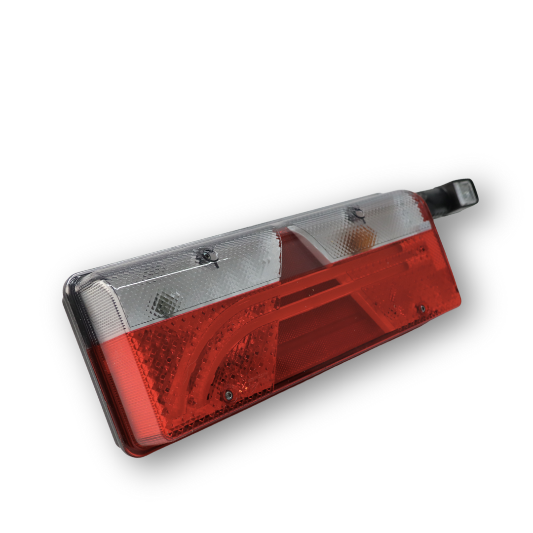 Ліхтар задній EUROPOINT III; трикутний відбивач, LED габарит, роз'єм 7-pin ASS2; правий (ASPOCK)