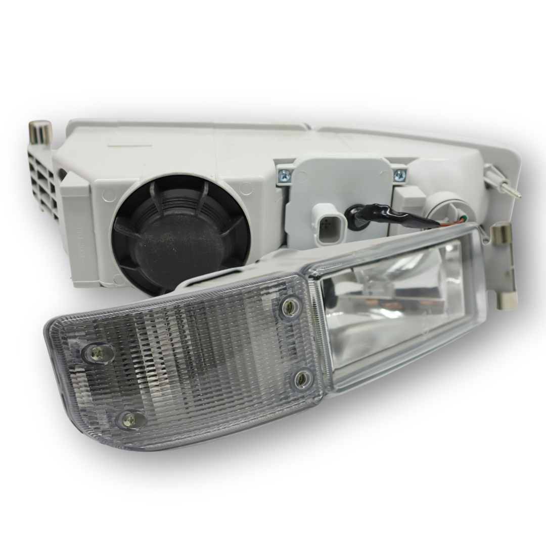 Фара противотуманная MAN TGA, TGL I, TGM I, TGS I, TGX I, L2000, LION´S (1993-) H4,PY21W, с белым поворотником, правая (Trucklight)
