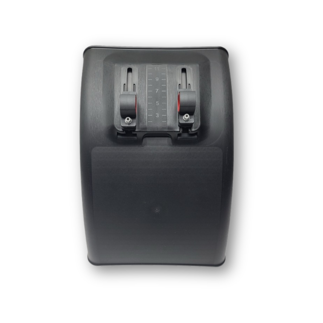 Защита колеса 700Х450 полукрыло, встроенное крепление, LAGO Защита колеса 700Х450 полукрыло, встроенное крепление, LAGO