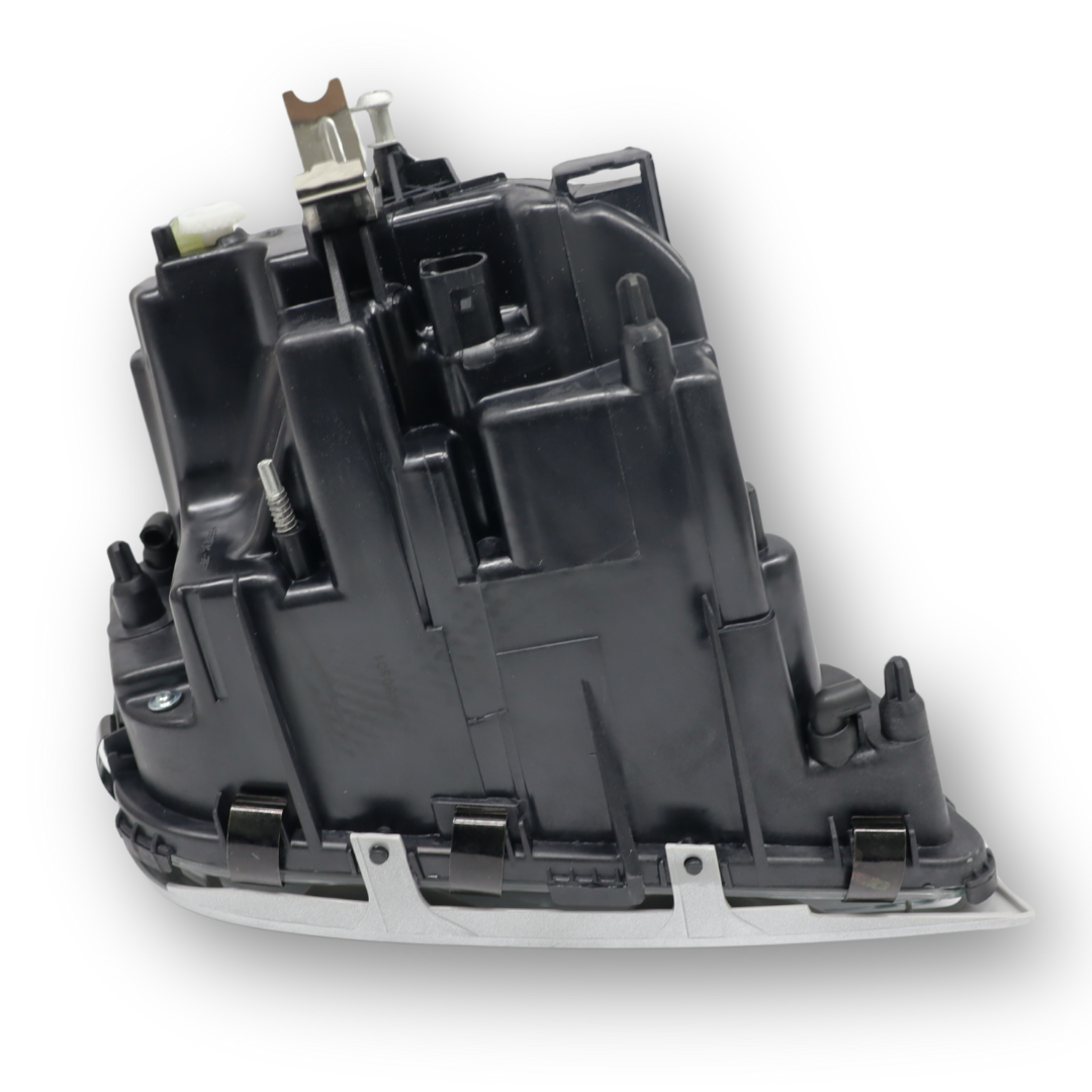 Фара противотуманная VOLVO FH, FH16, FM (2005- ...) 2 лампы H3, левая (TruckLight) Фара противотуманная VOLVO FH, FH16, FM (2005- ...) 2 лампы H3, левая (TruckLight)