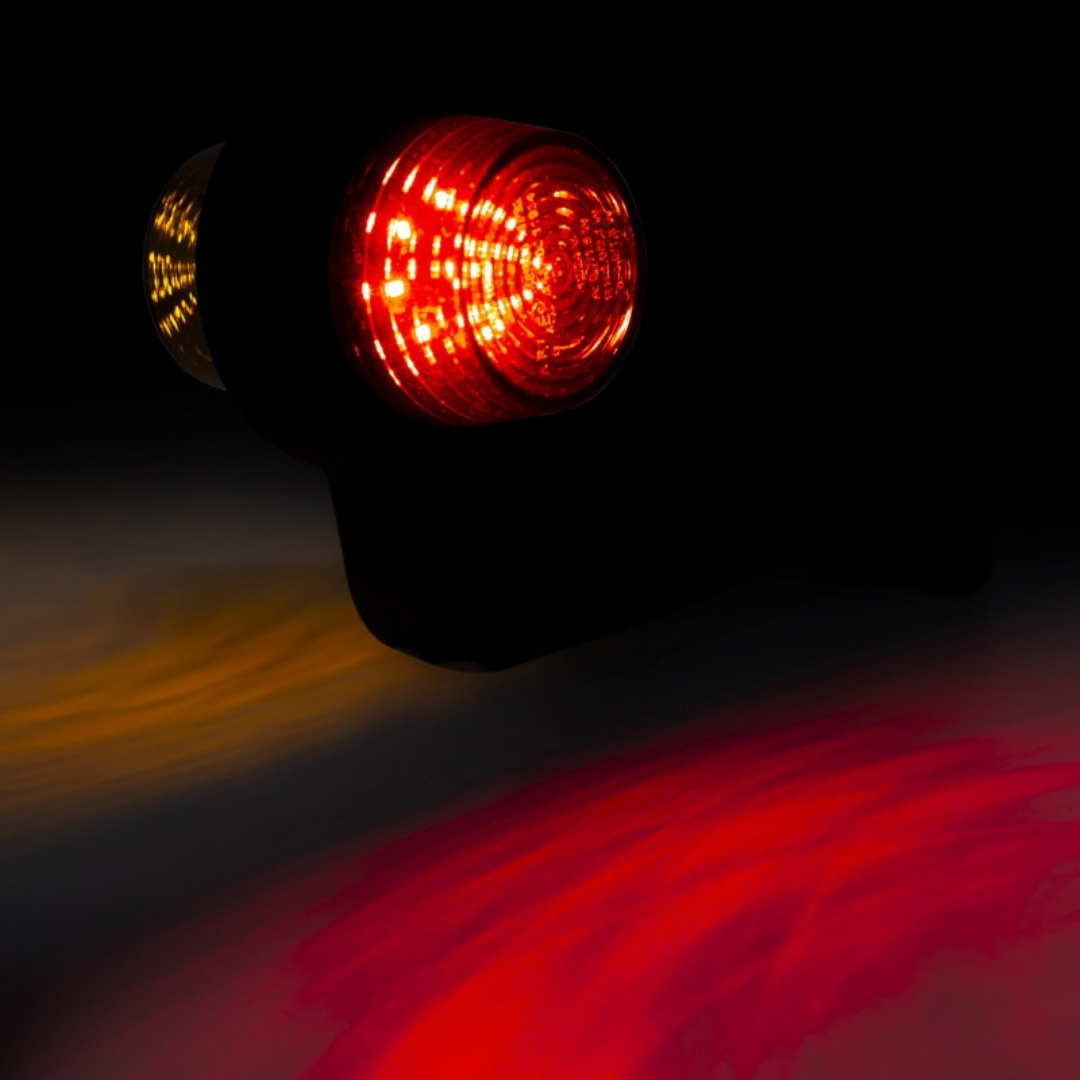 Фонарь габаритный рог LED кривой, желто-красный, 12/24V «GRAPHITE», левый (HORPOL) Фонарь габаритный рог LED кривой, желто-красный, 12/24V «GRAPHITE», левый (HORPOL)