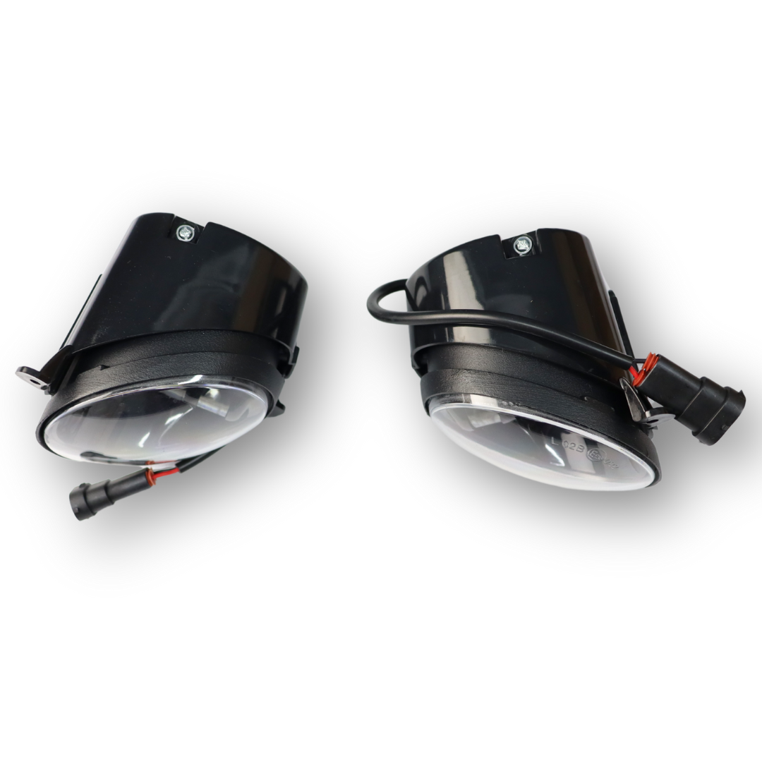 Фара противотуманная ВАЗ 2190 GRANDA LED (3 линзы ) (MRT) Фара противотуманная ВАЗ 2190 GRANDA LED (3 линзы ) (MRT)