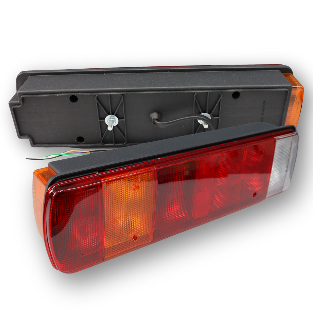 Фонарь задний VOLVO\SCANIA; левый; с кабелем (CERAY) Фонарь задний VOLVO\SCANIA; левый; с кабелем (CERAY)