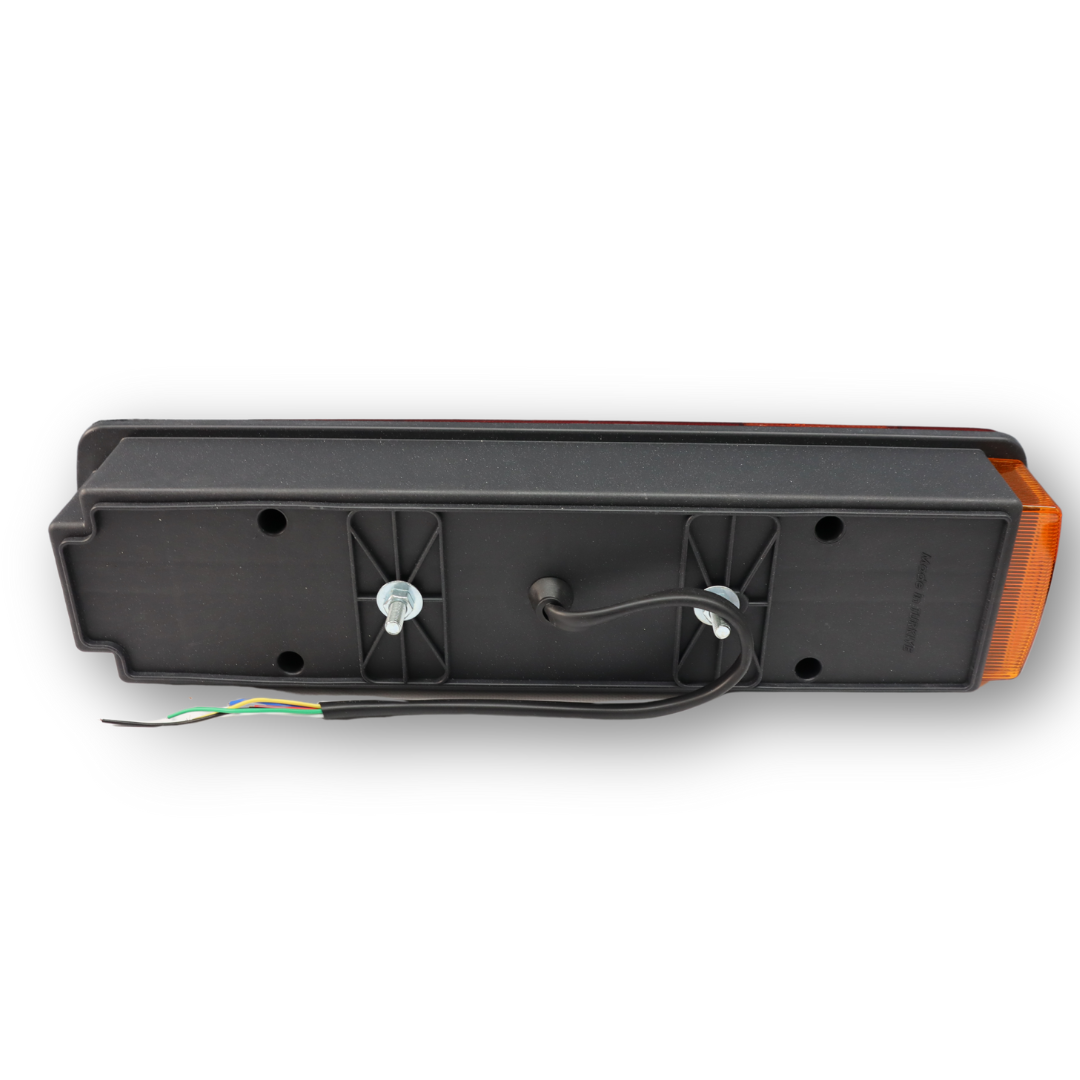 Фонарь задний VOLVO\SCANIA; левый; с кабелем (CERAY) Фонарь задний VOLVO\SCANIA; левый; с кабелем (CERAY)