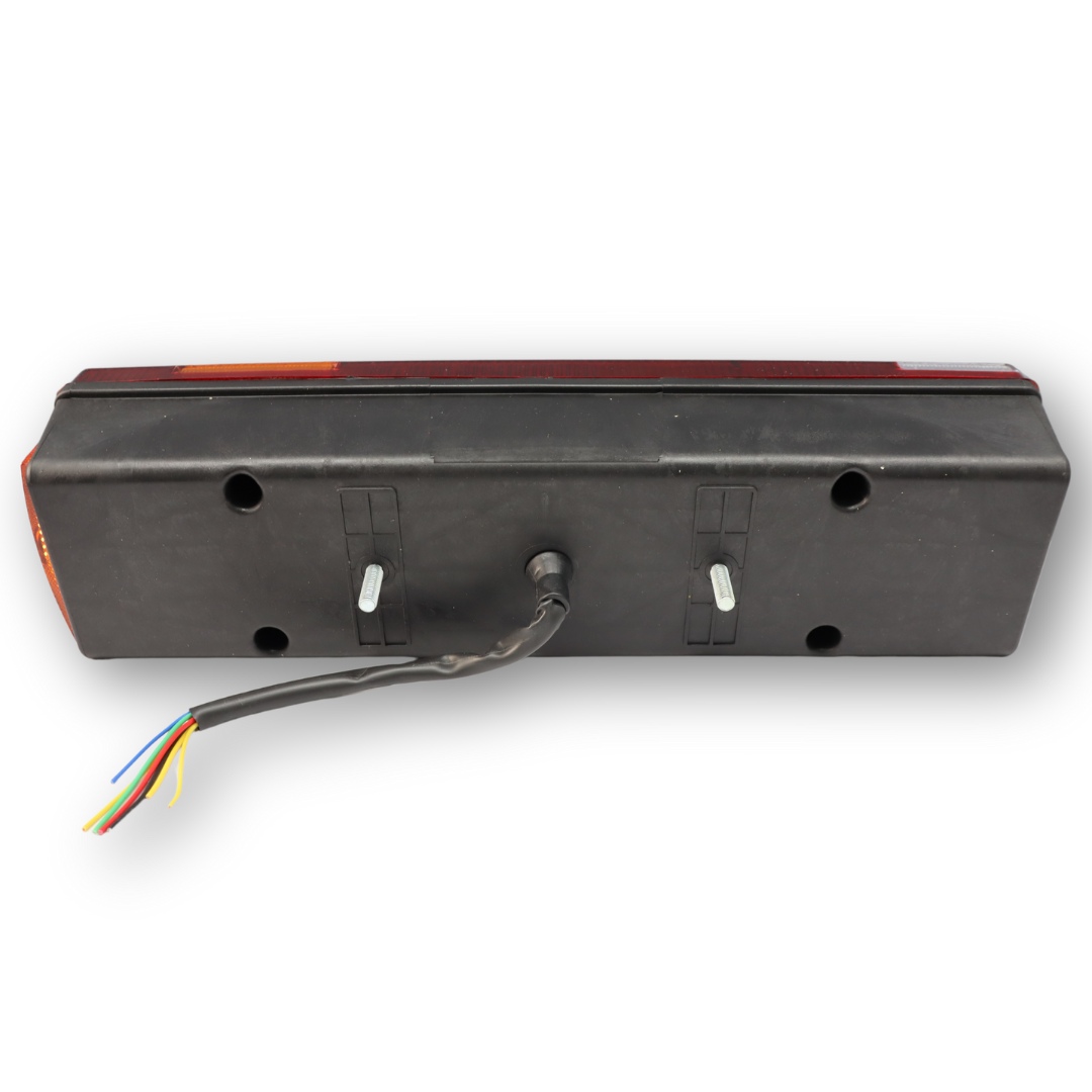 Фонарь задний 0031 с кабелем, правый (ISS 1006)