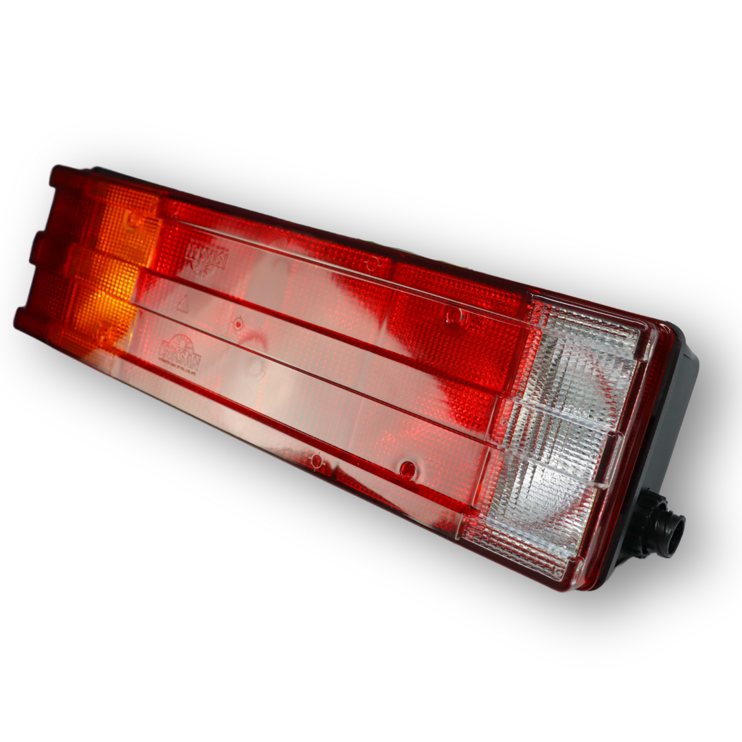 Фонарь задний 0031 с разъем AMP; левый (ISS 1006) Фонарь задний 0031 с разъем AMP; левый (ISS 1006)