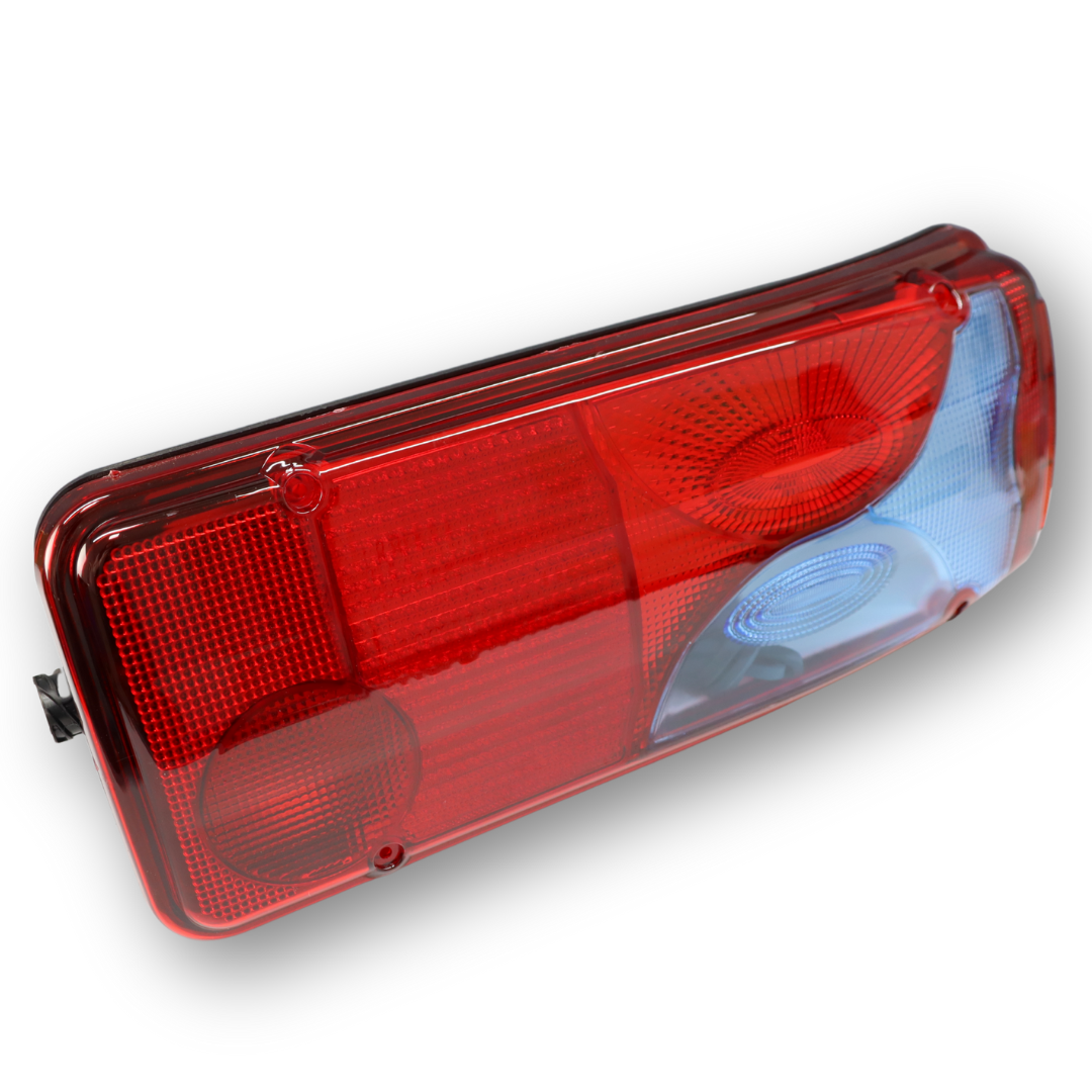 Фонарь задний MAN TGA; TGL; TGM; TGX; правый; с разъемом "AMP" (CERAY)