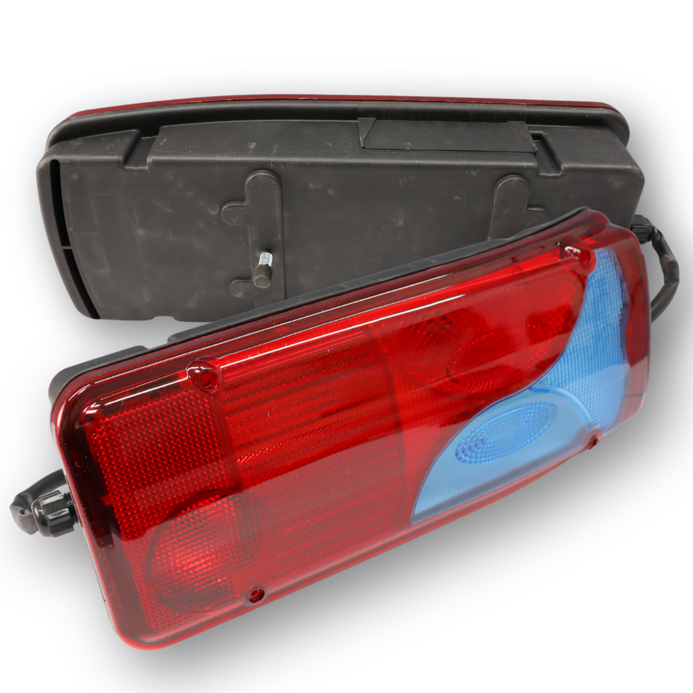 Фонарь задний MAN TGA; TGL; TGM; TGX; правый; с кабелем (ISS)