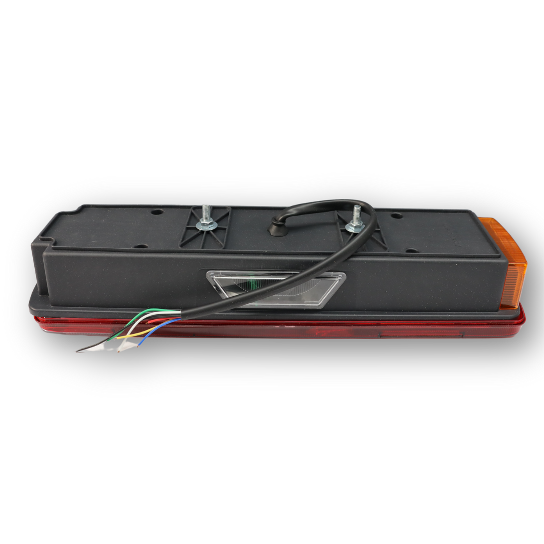 Фонарь задний VOLVO\SCANIA; левый; с кабелем (ISS) Фонарь задний VOLVO\SCANIA; левый; с кабелем (ISS)