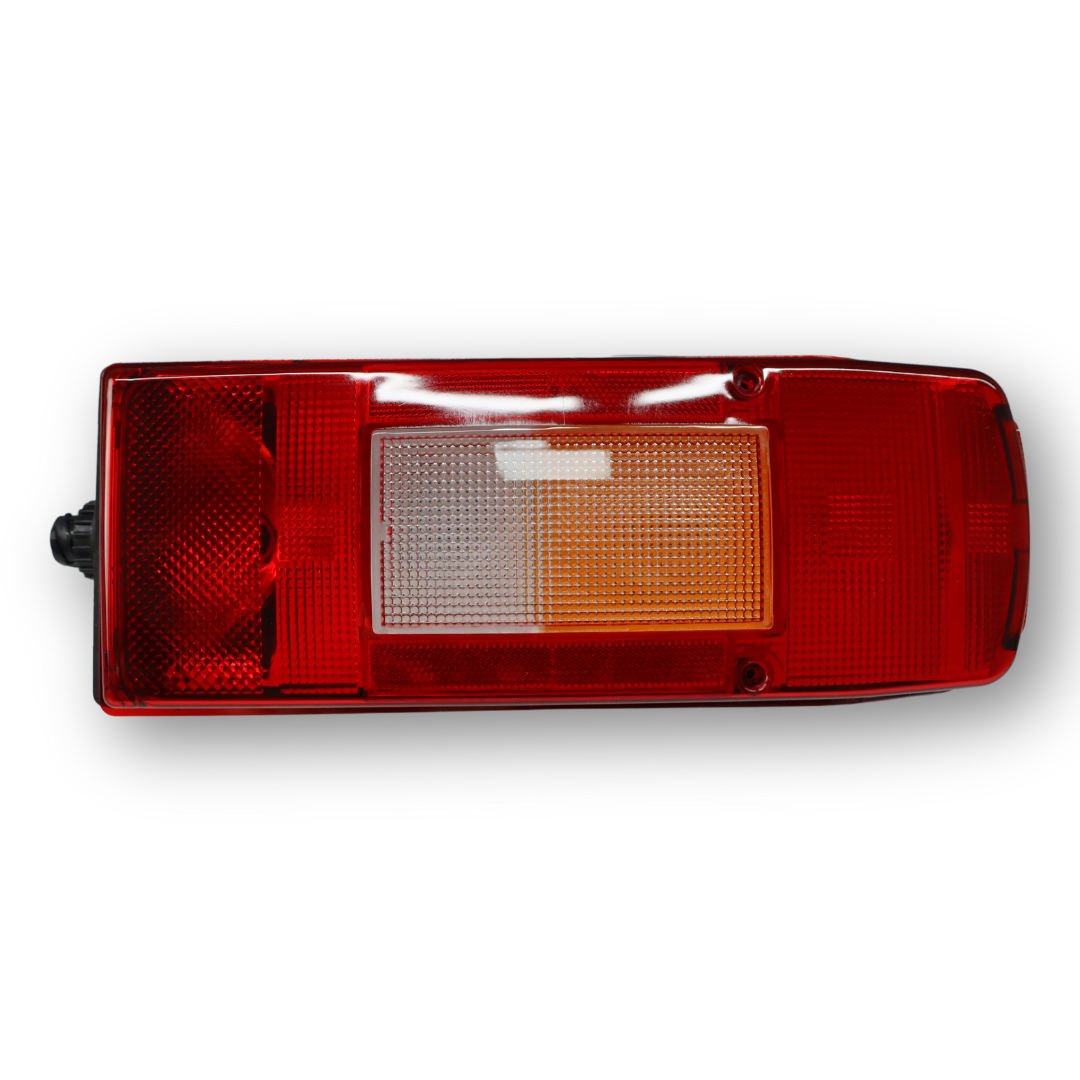 Фонарь задний VOLVO правый\разъем AMP \ISS\