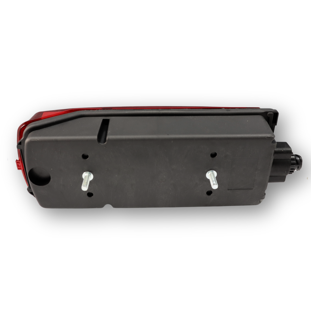 Фонарь задний VOLVO правый\разъем AMP \ISS\