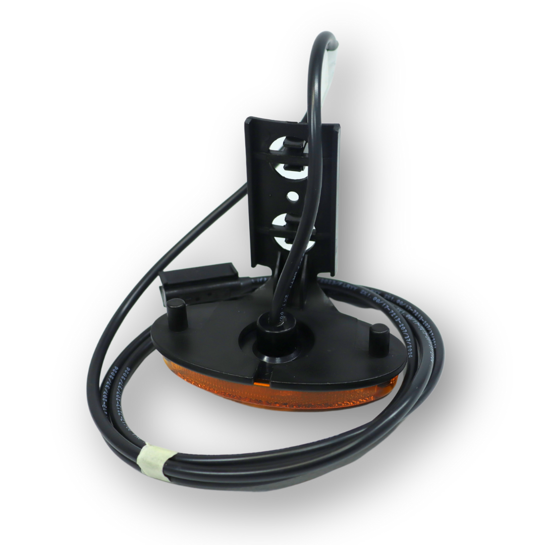 Фонарь габаритный диодный желтый \с креплением 1 диод \ASPOCK\ Фонарь габаритный диодный желтый \с креплением 1 диод \ASPOCK\