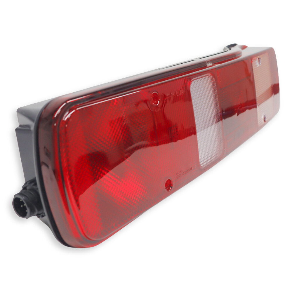 Фонарь задний VOLVO FH 2006 ---> с боковым разъемом "AMP" \правый\