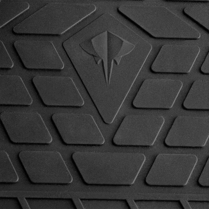 Коврик салона резиновый IVECO Stralis (2016 г...) \ Trakker (2013г...) \лев-прав\STINGRAY