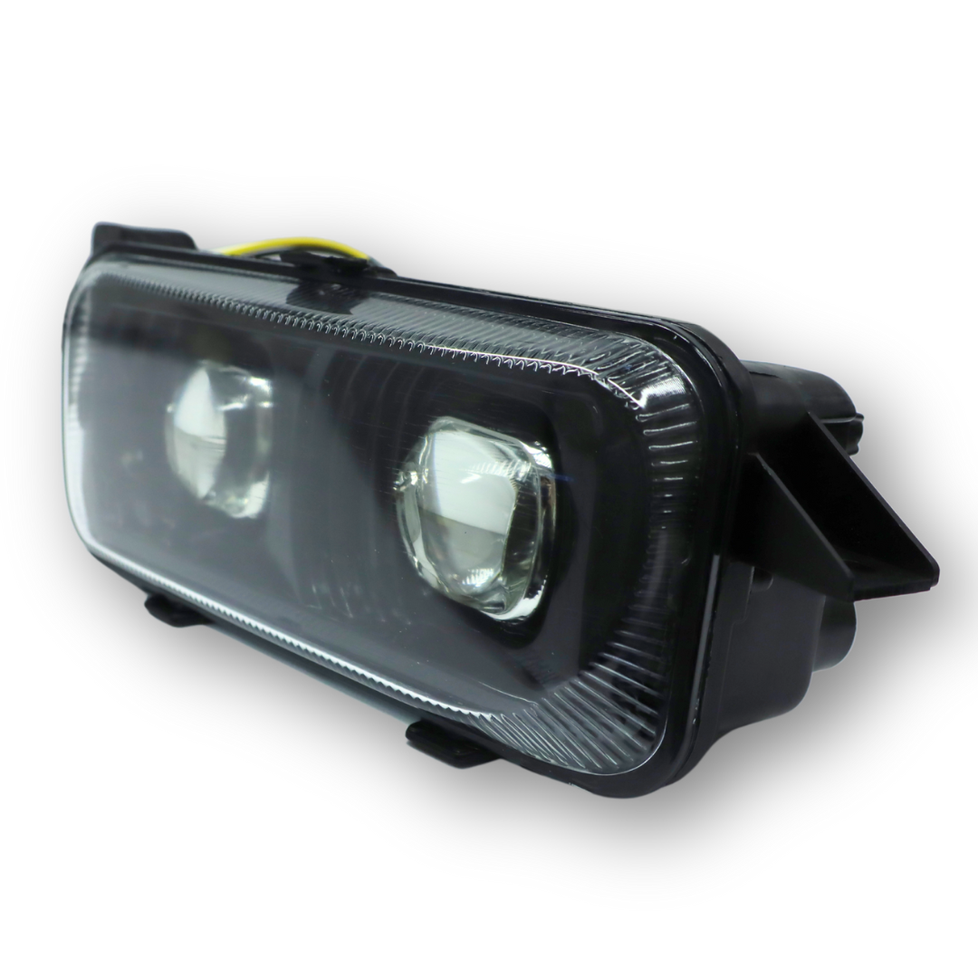 Фара противотуманная Mercedes Actros MP3 LED LH Фара противотуманная Mercedes Actros MP3 LED LH