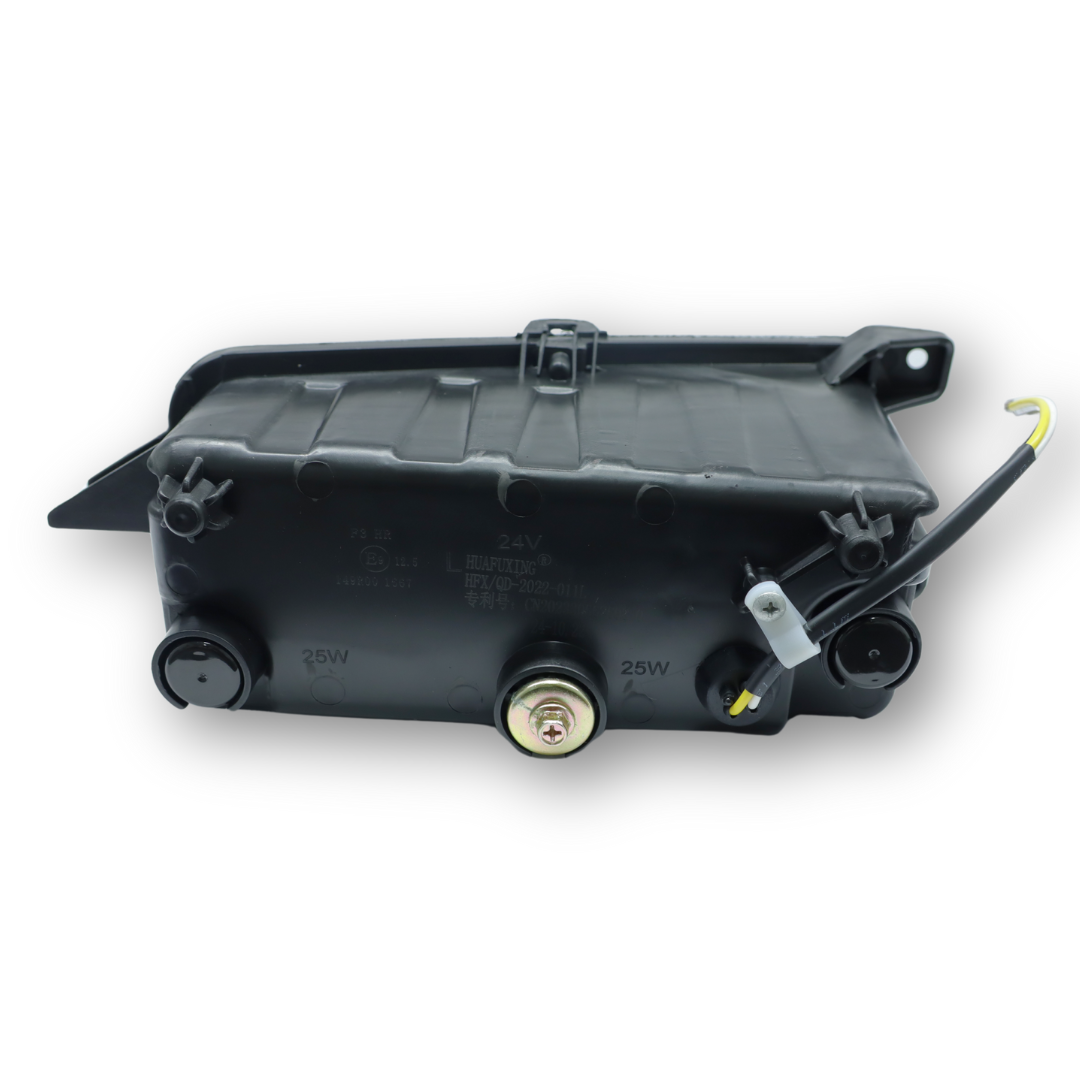 Фара противотуманная Mercedes Actros MP3 LED LH Фара противотуманная Mercedes Actros MP3 LED LH