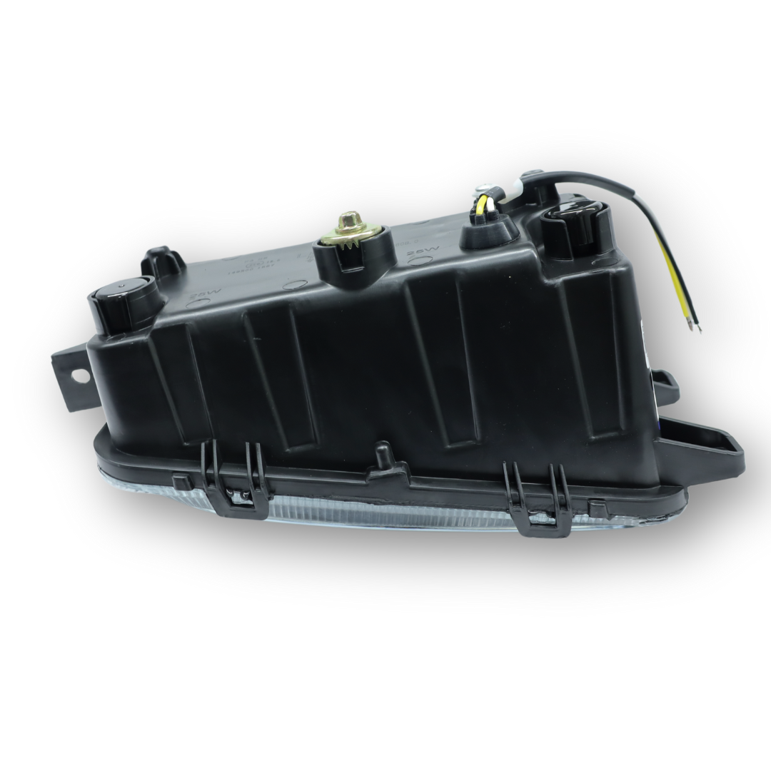 Фара противотуманная Mercedes Actros MP3 LED LH Фара противотуманная Mercedes Actros MP3 LED LH