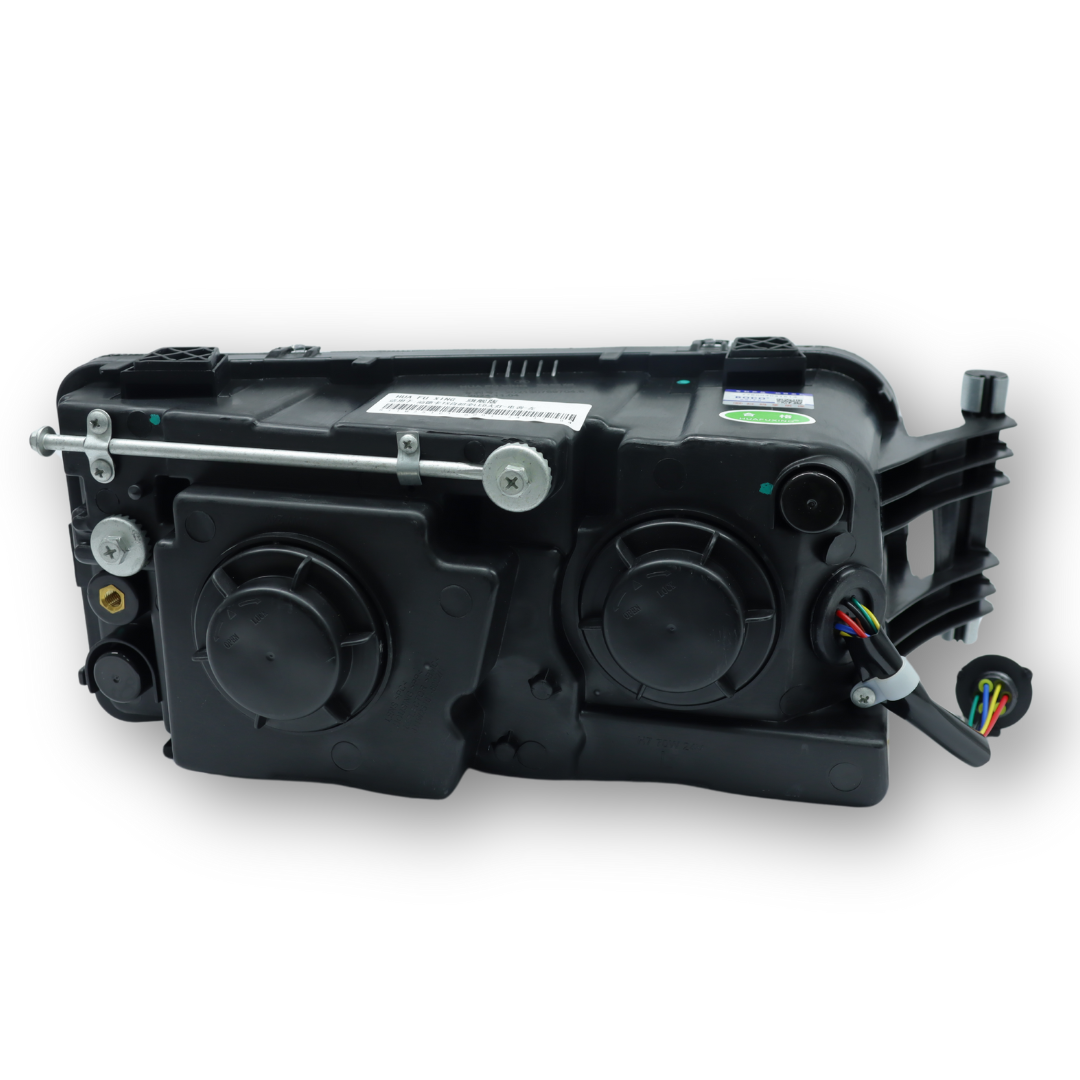 Фара Man TGA, TGL, TGM LED DRL LH Фара Man TGA, TGL, TGM LED DRL LH