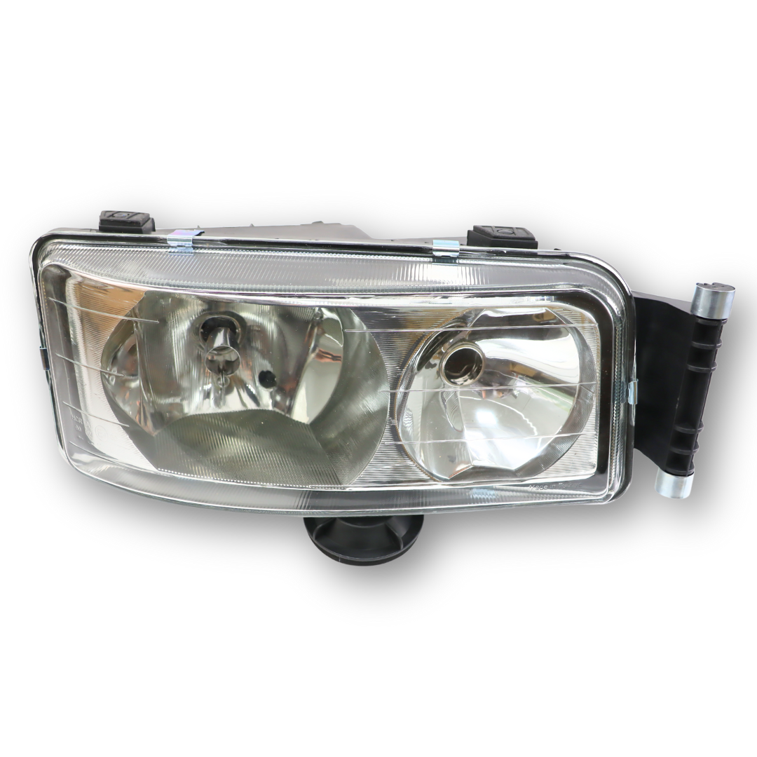 Фара MAN TGA, TGL,TGM, TGS (2000-...) з ущільнювачем, права\(AYFAR) Фара MAN TGA, TGL,TGM, TGS (2000-...) з ущільнювачем, права\(AYFAR)