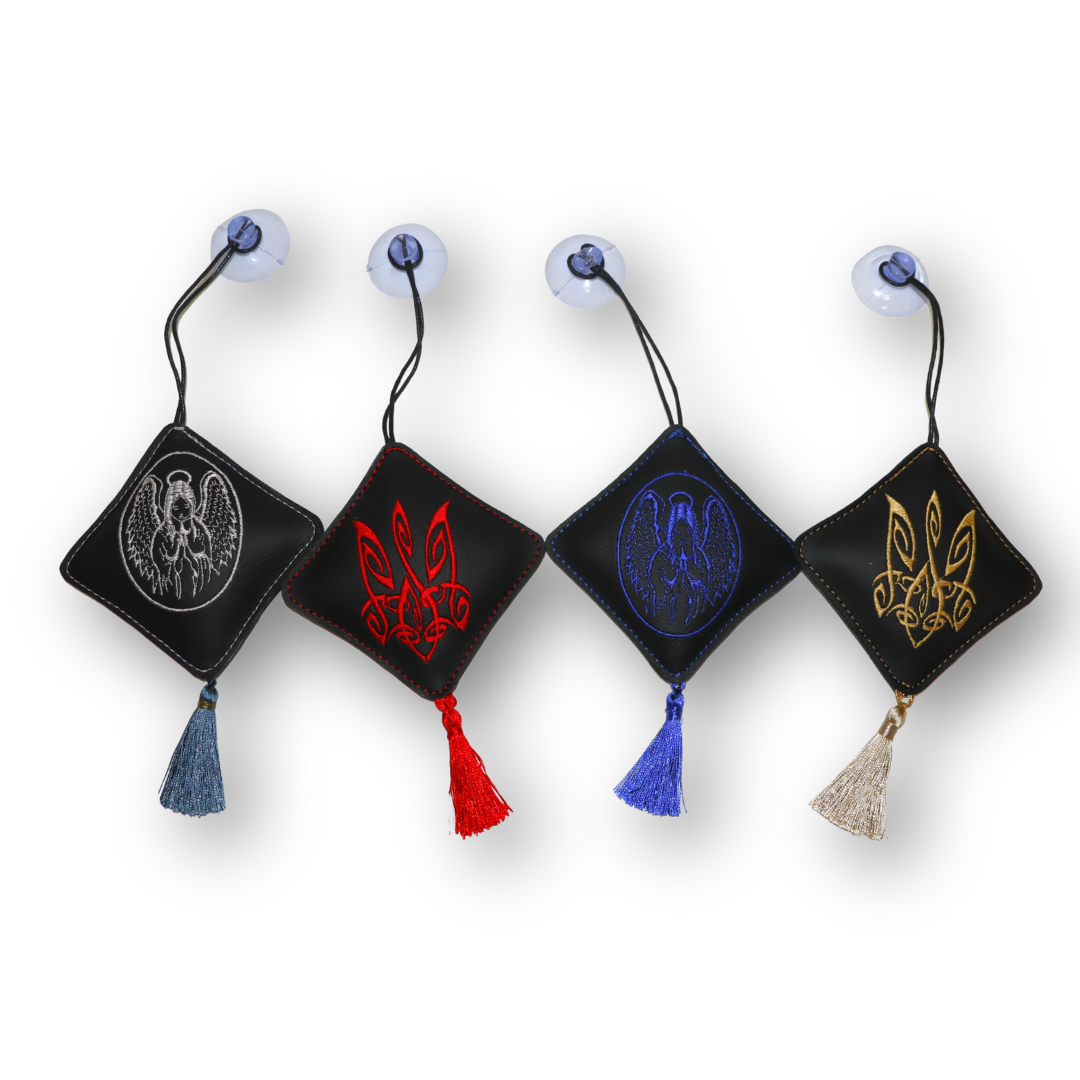 Декоративная подушка-кисточка "спаси и сохрани" Декоративная подушка-кисточка "спаси и сохрани"