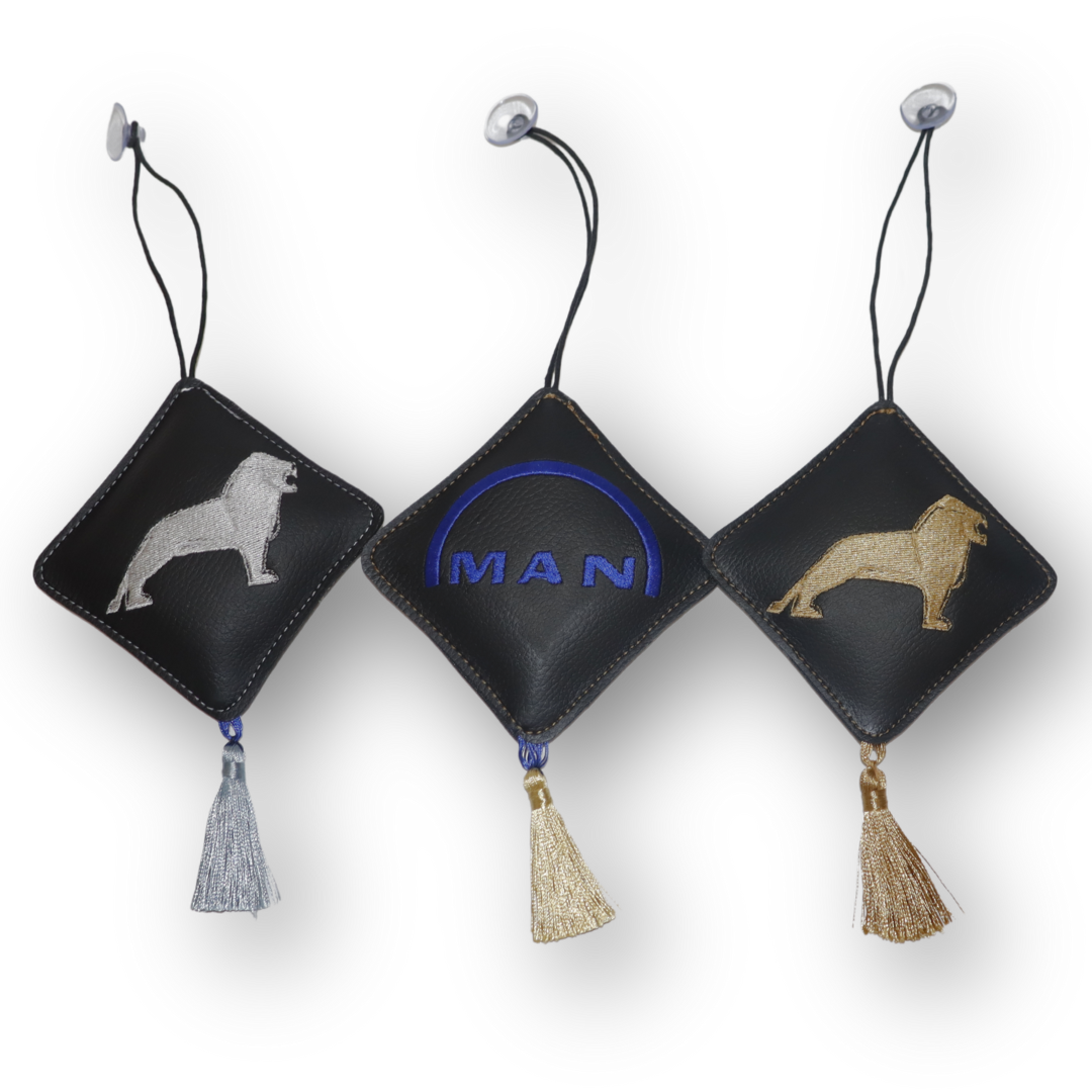 Декоративная подушка-кисточка MAN Декоративная подушка-кисточка MAN