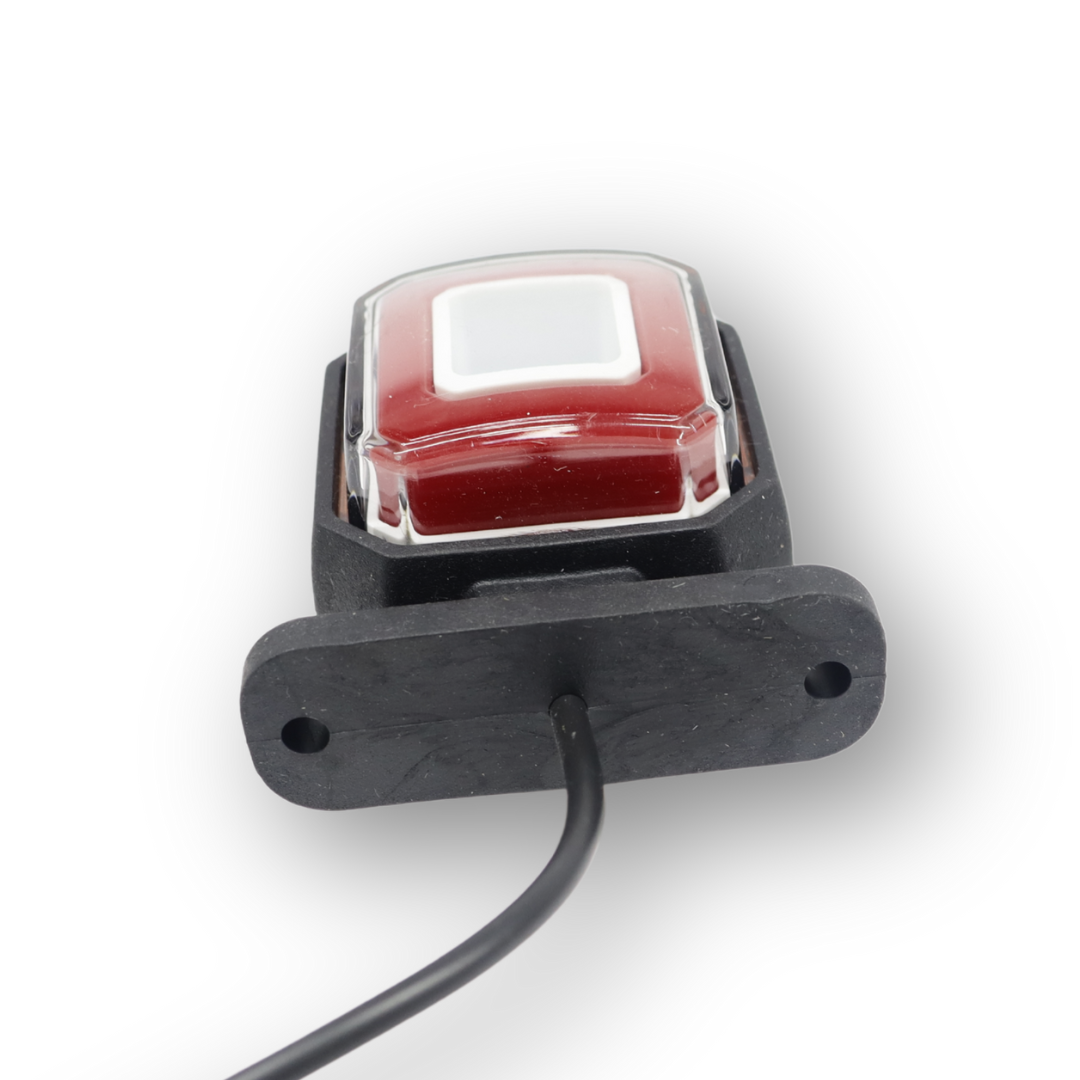 Габаритный фонарь; квадратный; красно-желтый; 8,5 см; 24V