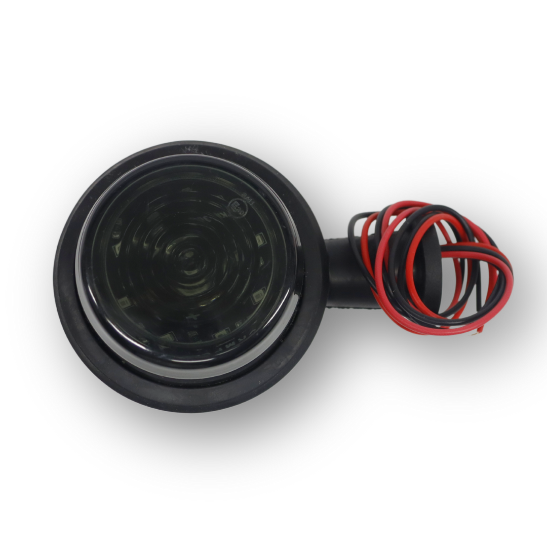 Фонарь габаритный рог «GRAPHITE»; красно-белый LED; 12-24V; 10см (F.PLAS) Фонарь габаритный рог «GRAPHITE»; красно-белый LED; 12-24V; 10см (F.PLAS)