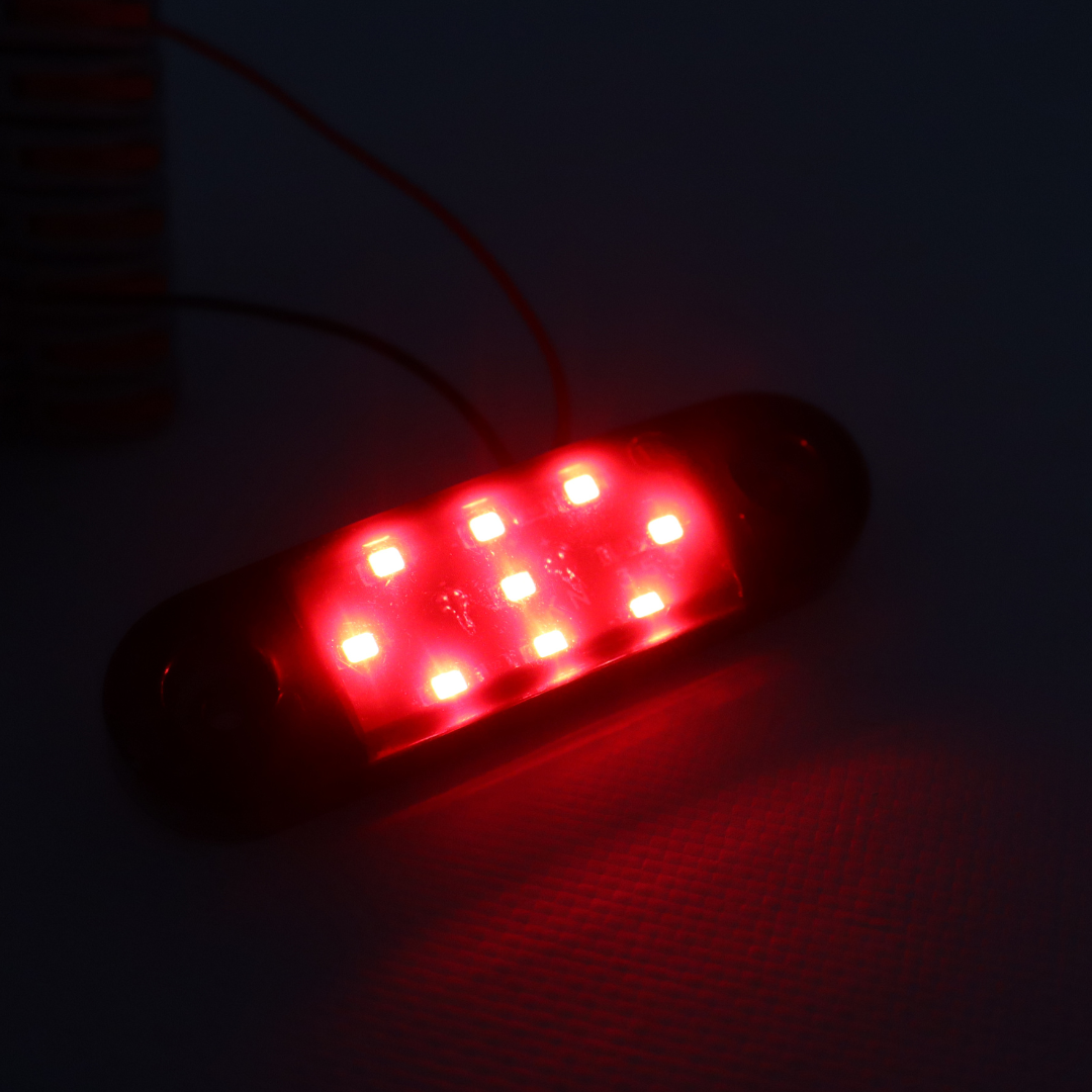 Фонарь габаритный LED 9; красный SMOKE; 12-24V Фонарь габаритный LED 9; красный SMOKE; 12-24V