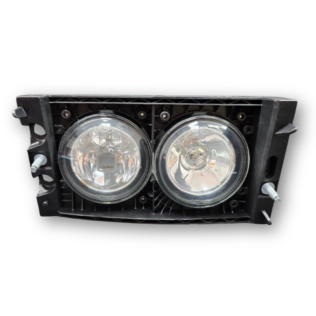 Фара противотуманная DAF XF105, 95 (2002-2013) H3, левая (MARS) с браком Фара противотуманная DAF XF105, 95 (2002-2013) H3, левая (MARS) с браком