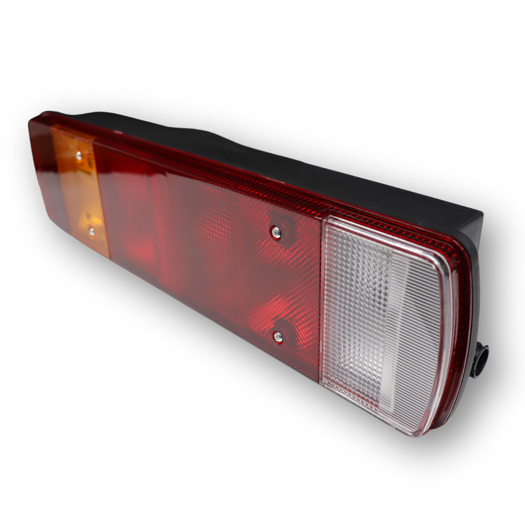 Фонарь задний VOLVO FH I / FH II/ Scania с разъемом "AMP" \левый\TANGDE