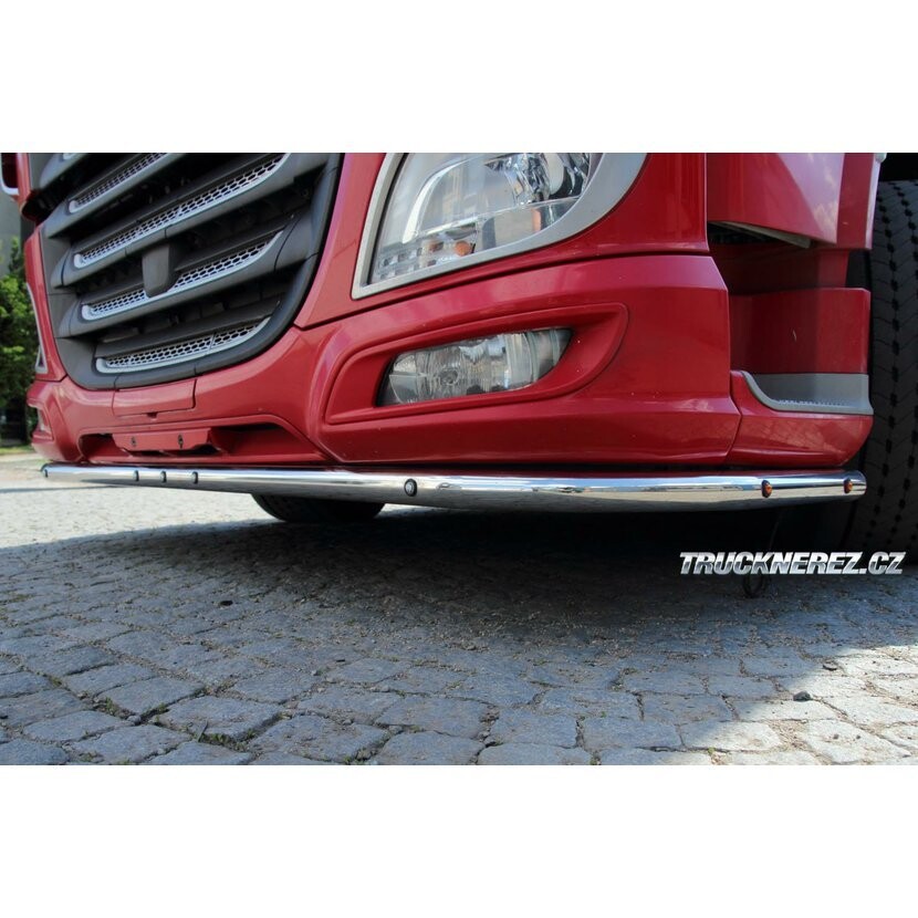 Нижняя дуга бампера DAF-106