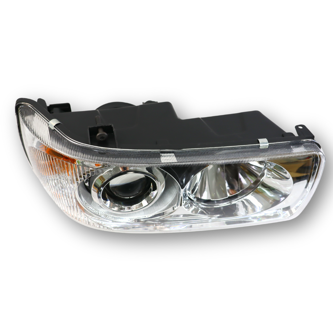 Фара DAF XF 95,105; CF 85 (2002-2013) з ксеноновою лампою, ліва (C.F.Berg)