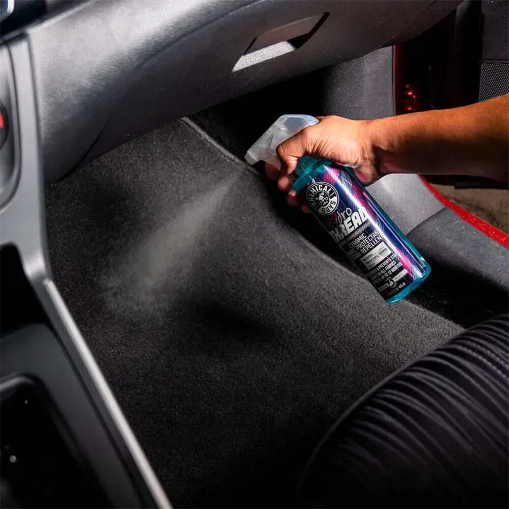 Керамическая защита от пятен Hydrothread Ceramic Fabric Protectant & Stain Repellent - 473мл Керамическая защита от пятен Hydrothread Ceramic Fabric Protectant & Stain Repellent - 473мл