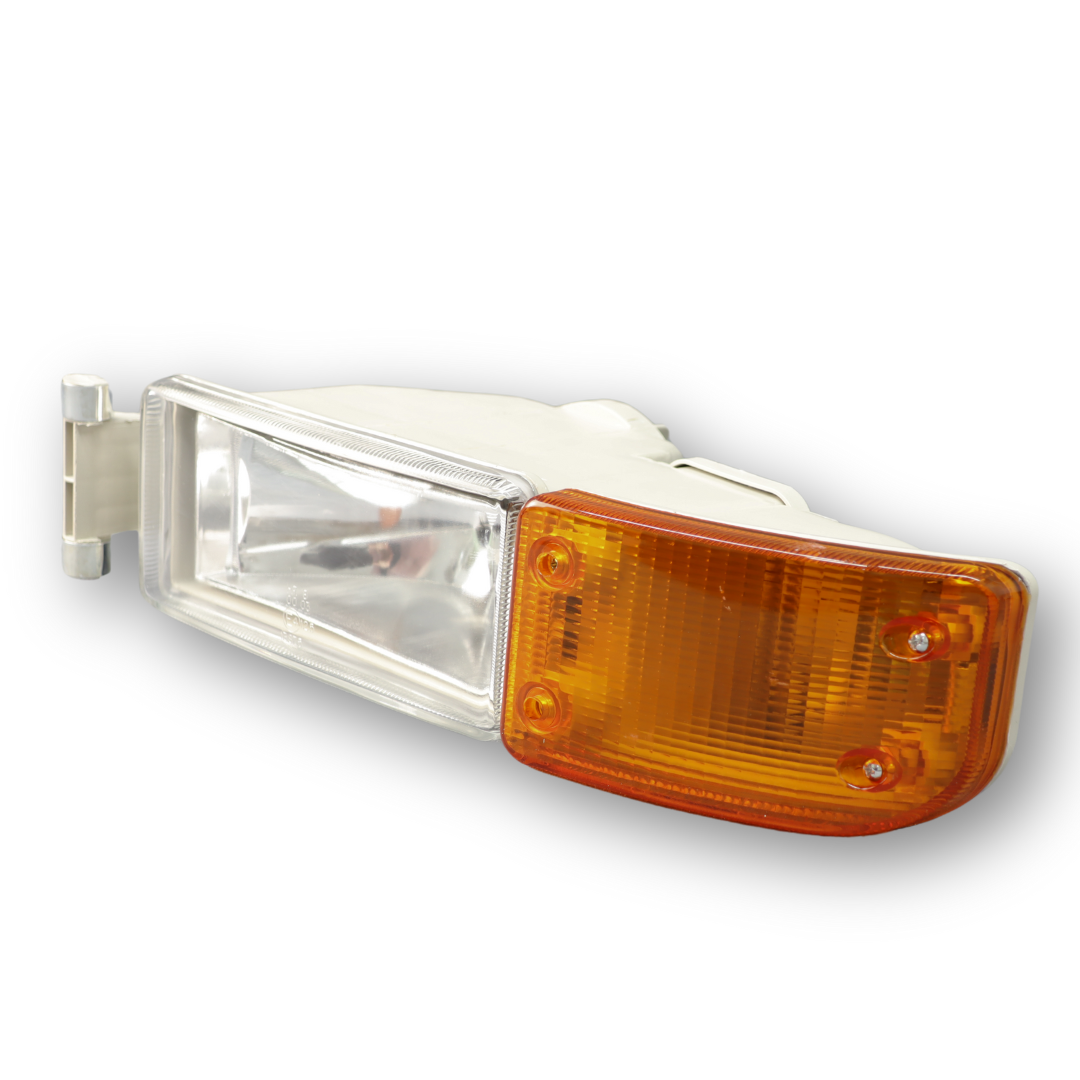 Фара противотуманная MAN TGA, TGL I, TGM I, TGS I, TGX I, L2000, LION'S (1993-) H4, PY21W, с жёлтым поворотником, левая (C.F.BERG)