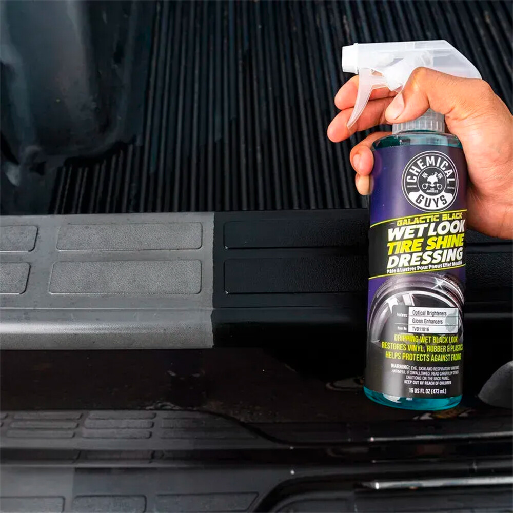 Защитное средство для резины Galactic Black Wet Look Tire Shine Dressing - 473мл Защитное средство для резины Galactic Black Wet Look Tire Shine Dressing - 473мл