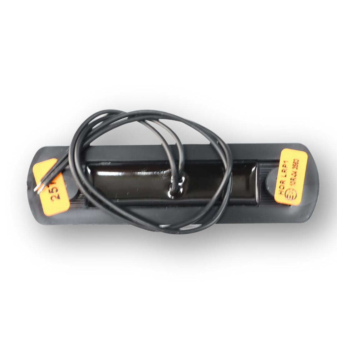 Габаритный фонарь передний LED белый 110*31*13, 12/24V «GRAPHITE» (HORPOL)
