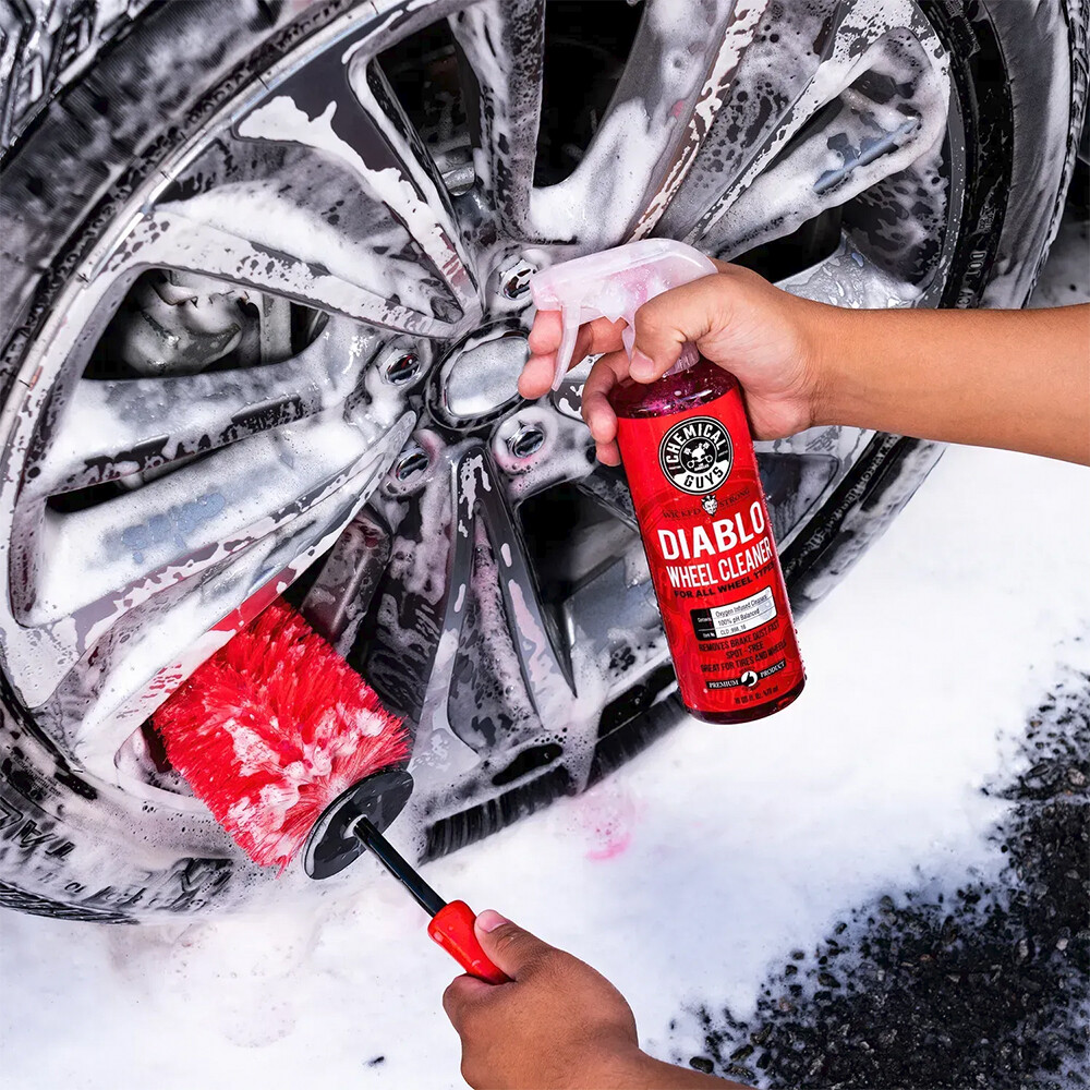 Очиститель для колес готовый к использованию Diablo Gel Oxygen Infused Foam Wheel and Rim Cleaner - 473мл