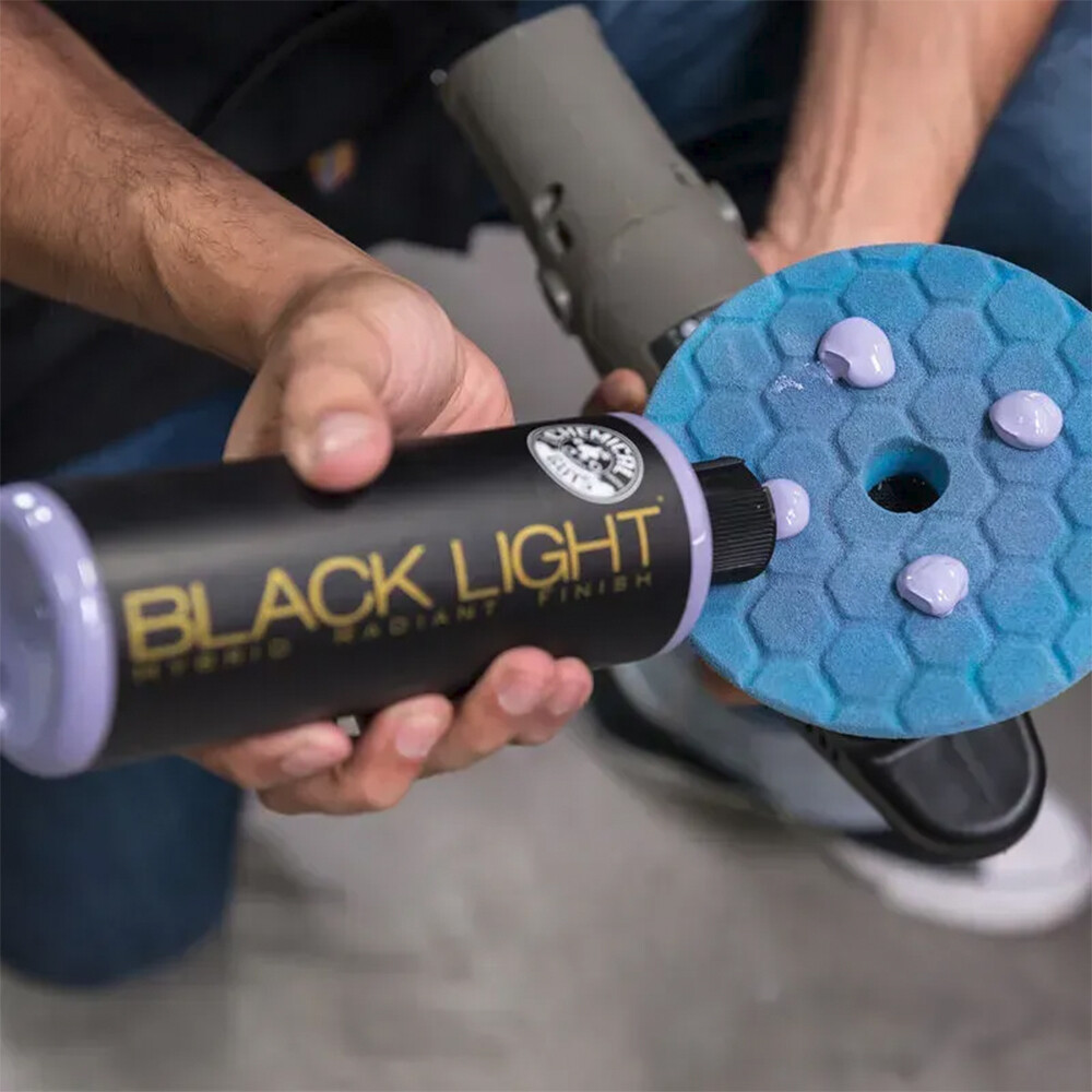 Глейз полироль с содержанием силанта Black Light Hybrid Glaze and Sealant - 100 мл Глейз полироль с содержанием силанта Black Light Hybrid Glaze and Sealant - 100 мл