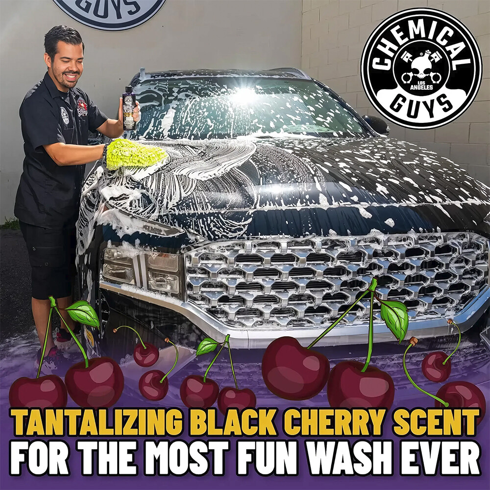 Автошампунь для черных и темных оттенков Black Light Hybrid Radiant Finish Car Wash Soap For Black and Dark Colored Cars - 3785мл