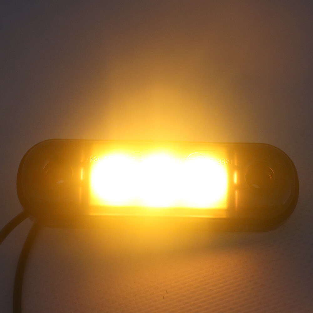 Фонарь габаритный диодный белый 12-24 V (WAS) Фонарь габаритный диодный белый 12-24 V (WAS)