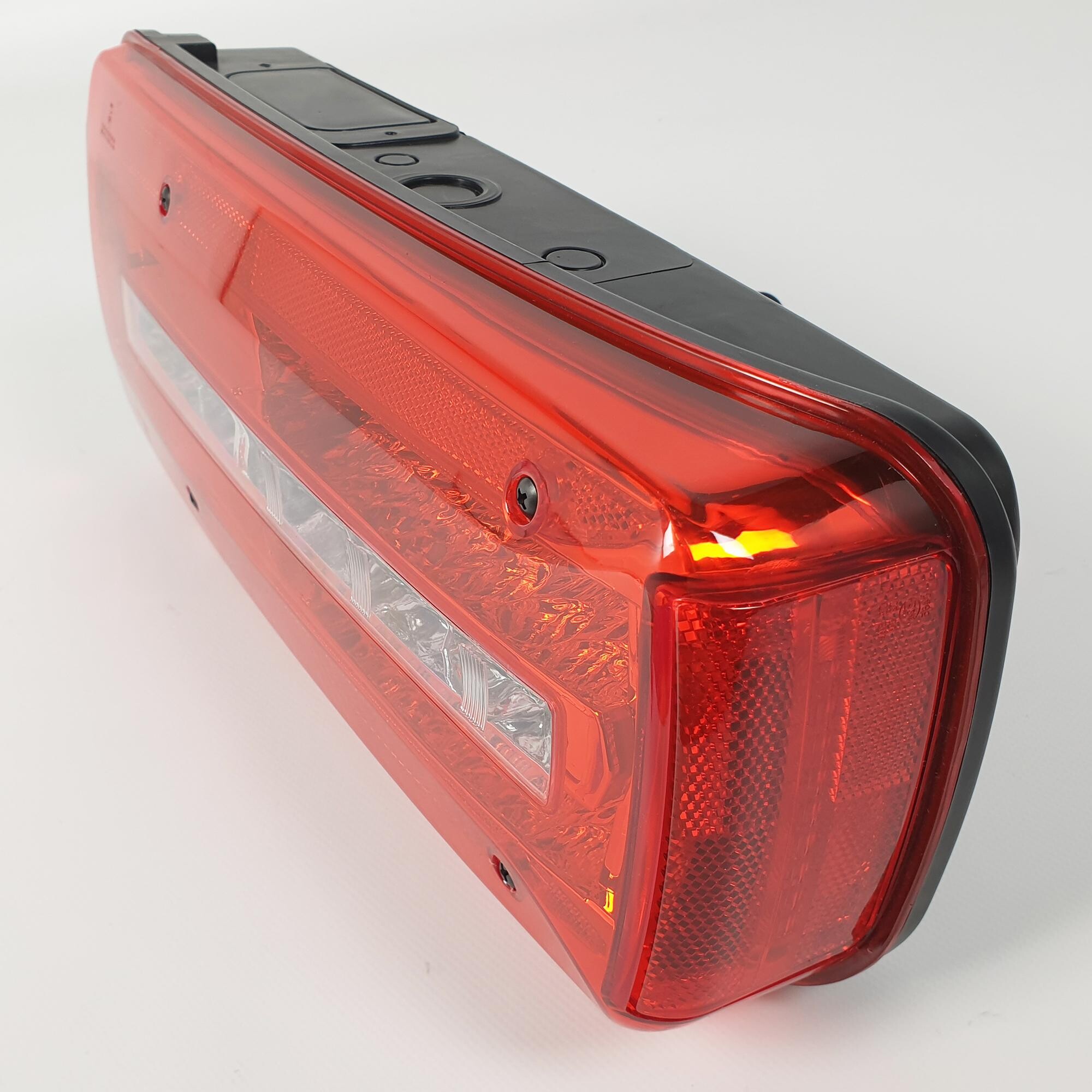 Фонарь задний LED MAN TGX - TGM - TGS (2013→) \лев.\