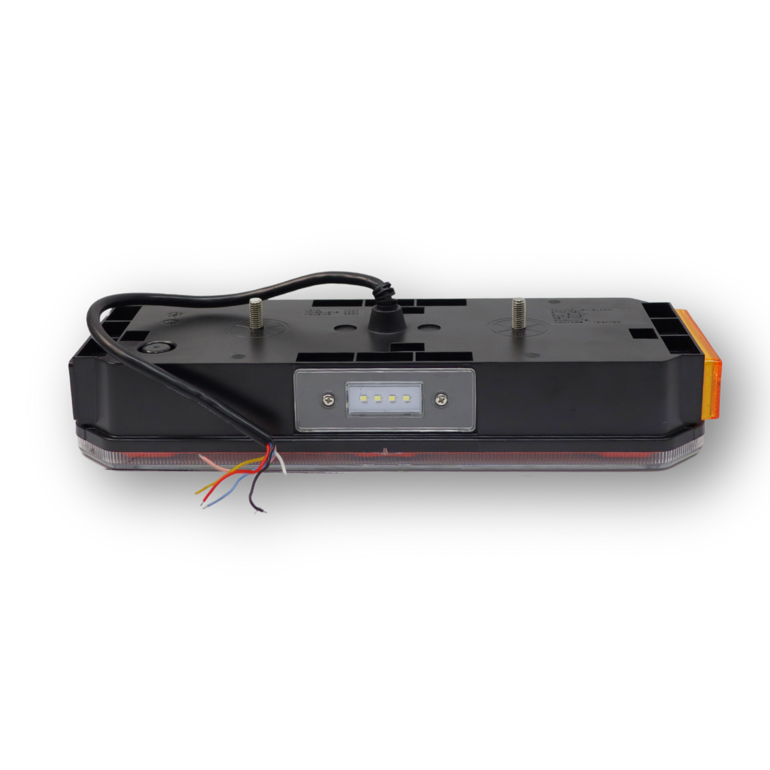 Фонарь задний FERZE 350х131х60 \лев.\ бег.указ.поворота , каб.  подсв. ном.