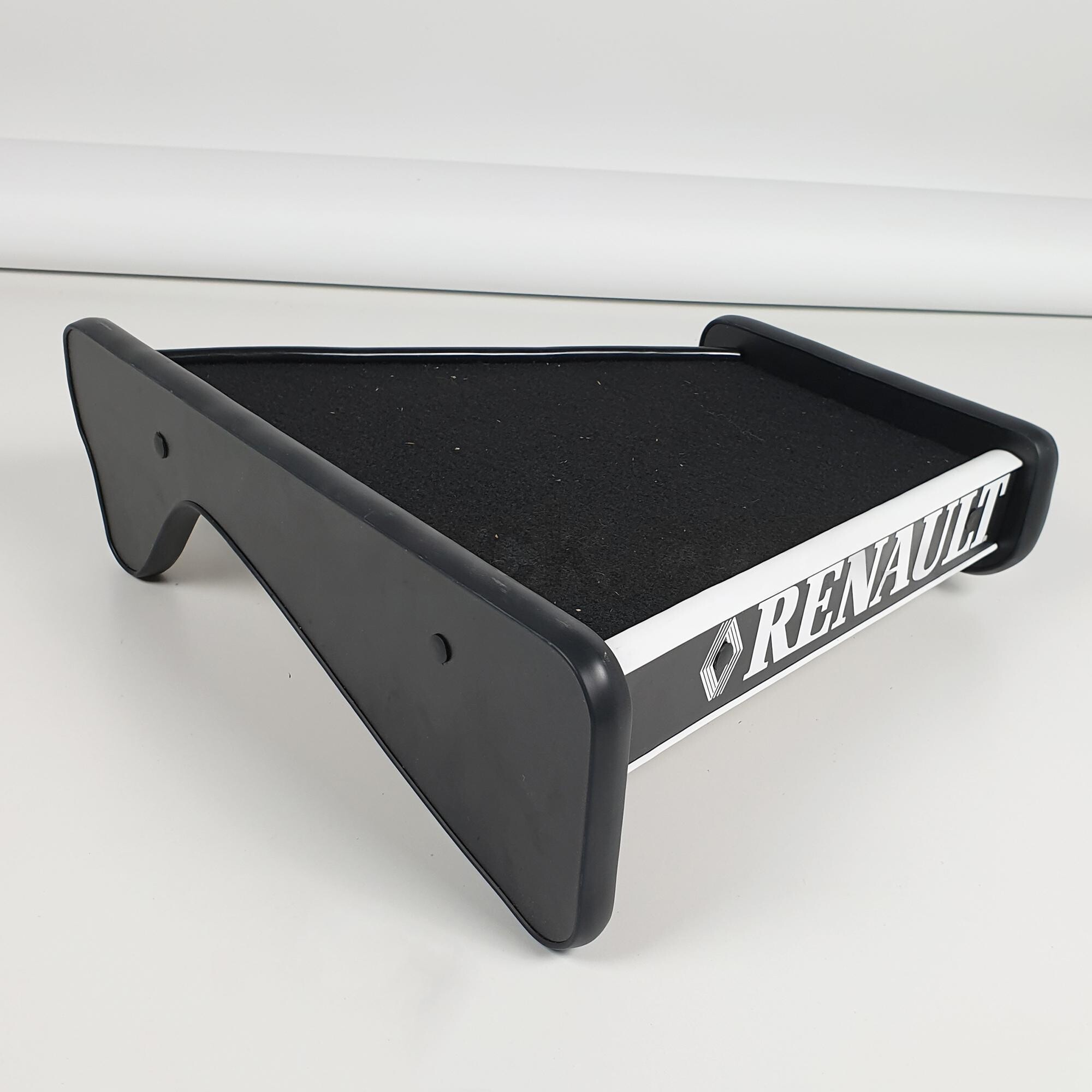 Полка кабины RENAULT Magnum (2001-2013) (водительская)\Graphite\ Полка кабины RENAULT Magnum (2001-2013) (водительская)\Graphite\