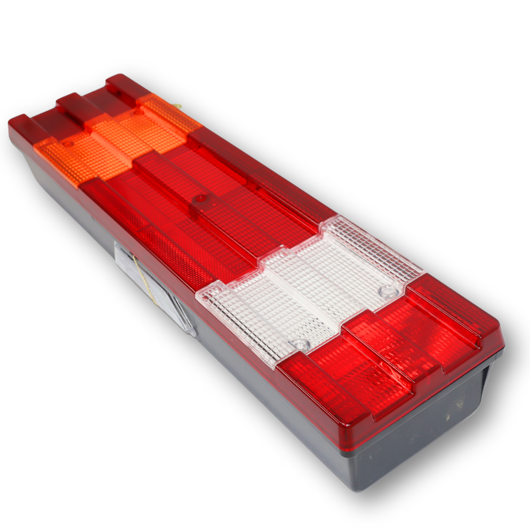 Фонарь задний MERCEDES с кабелем \левый+правый\ Фонарь задний MERCEDES с кабелем \левый+правый\