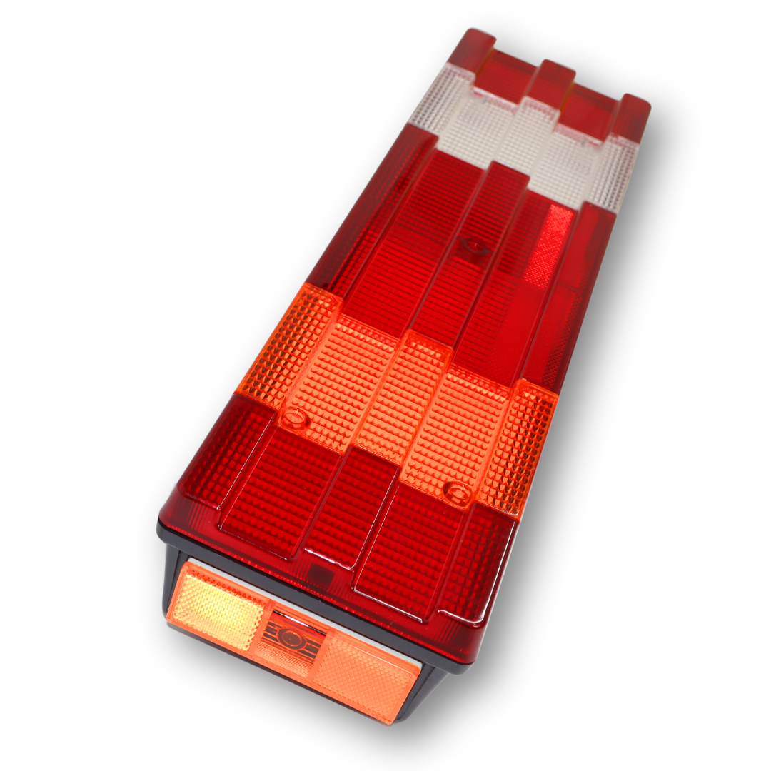 Фонарь задний MERCEDES с кабелем \левый+правый\ Фонарь задний MERCEDES с кабелем \левый+правый\