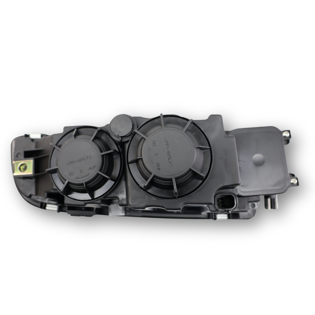 Фара противотуманная MAN TGS, TGX (2007 - ...) H3, H4, левая (TANGDE) Фара противотуманная MAN TGS, TGX (2007 - ...) H3, H4, левая (TANGDE)