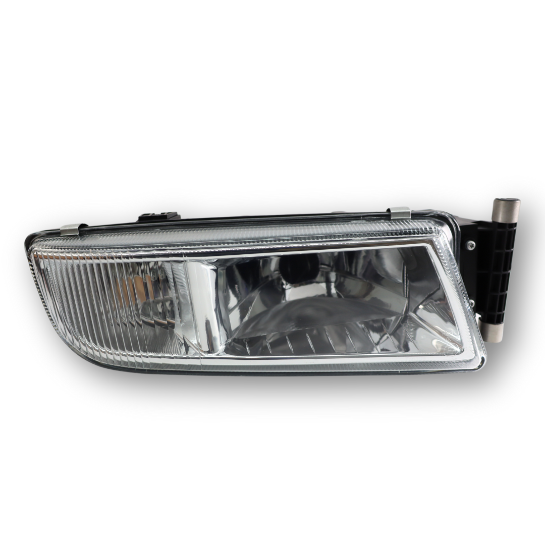 Фара протитуманна MAN TGS, TGX (2007 - ...) H3, H4, права (TANGDE) Фара протитуманна MAN TGS, TGX (2007 - ...) H3, H4, права (TANGDE)